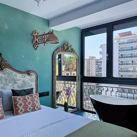 Apartment Alhambra Deco Homtels